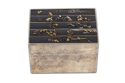 Lot 147 - A JAPANESE SILVER BOX AND COVER. Meiji period....