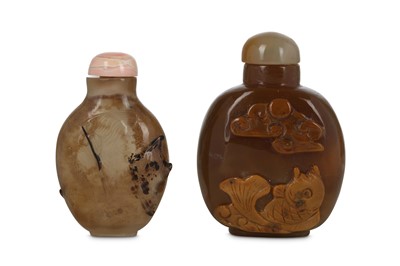 Lot 349 - TWO CHINESE 'FISH' AGATE SNUFF BOTTLES. Qing...