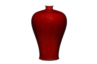 Lot 223 - A CHINESE OX BLOOD-GLAZED VASE, MEIPING....