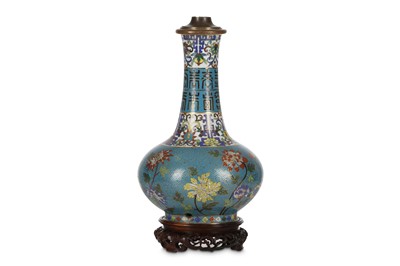 Lot 211 - A CHINESE CLOISONNE ENAMEL VASE.  Late Qing...