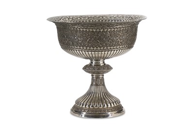 Lot 342 - AN INDIAN SILVER FOOTED BASIN India, late 19th...