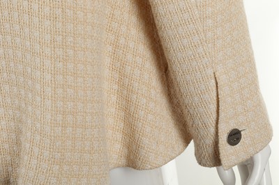 Lot 310 - Chanel Cream Blazer, Cruise 2000, wool and...