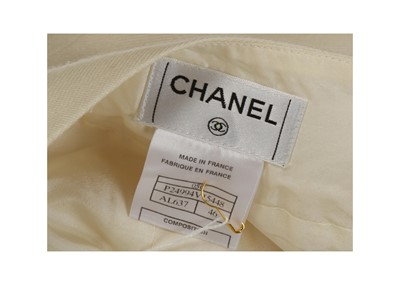 Lot 310 - Chanel Cream Blazer, Cruise 2000, wool and...