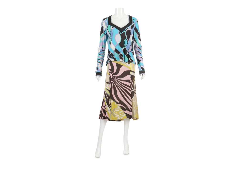 Lot 393 - Two Pieces of Emilio Pucci Clothing, to...