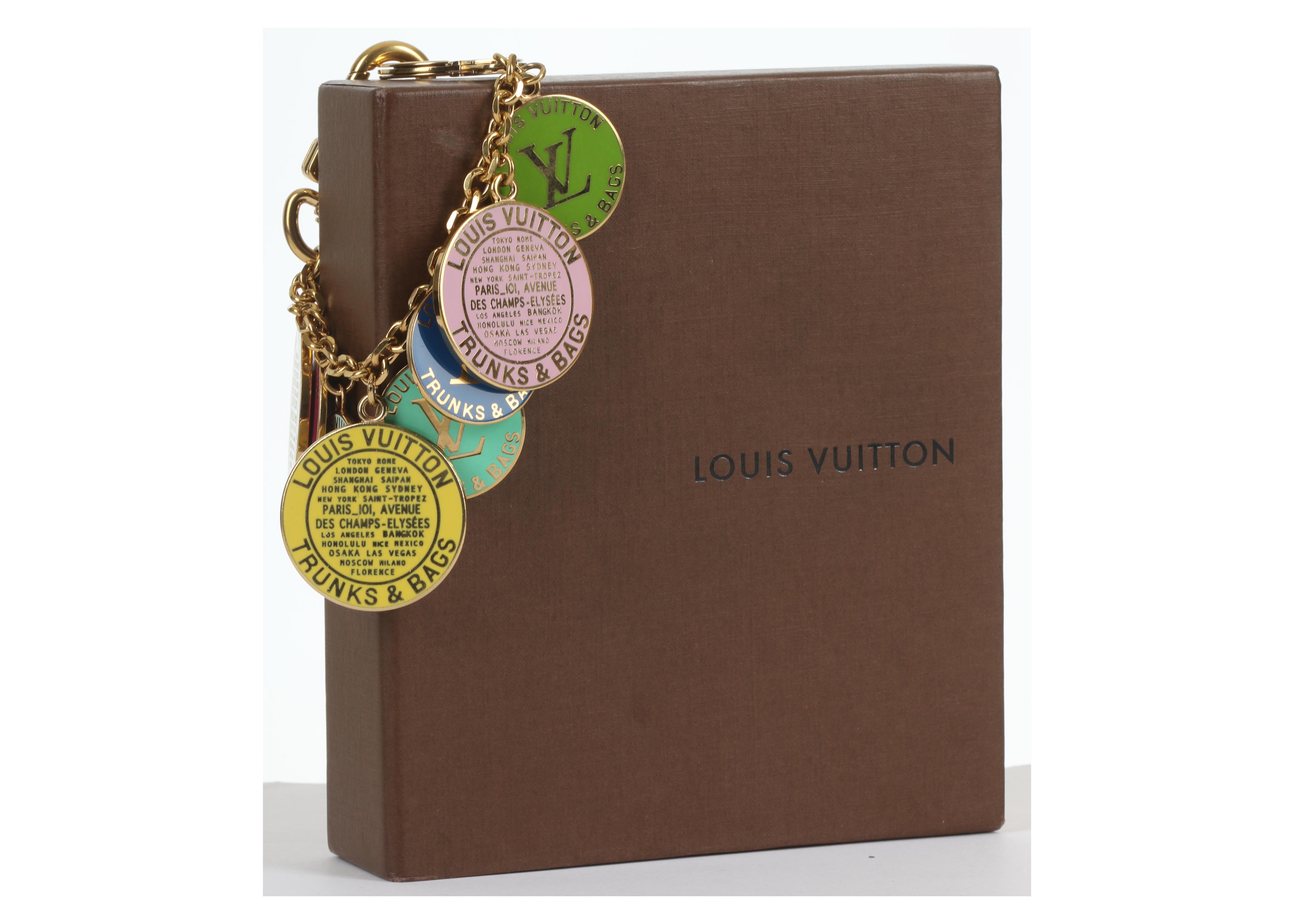 Sold at Auction: Louis Vuitton, Louis Vuitton Keychain Bag Charm