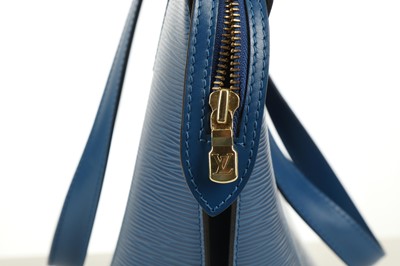 Lot 32 - Louis Vuitton Blue Saint Jacques GM, Epi...