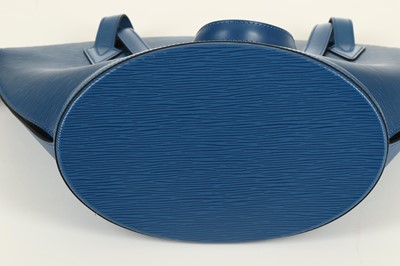 Lot 32 - Louis Vuitton Blue Saint Jacques GM, Epi...