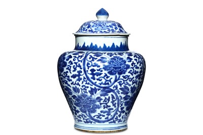 Lot 17 - A CHINESE BLUE AND WHITE 'LOTUS' BALUSTER JAR...