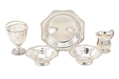 Lot 306 - A collection of sterling silver items,...