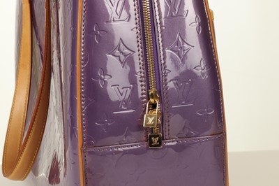 Sold at Auction: LOUIS VUITTON VERNIS SUTTON PURPLE LEATHER HANDBAG