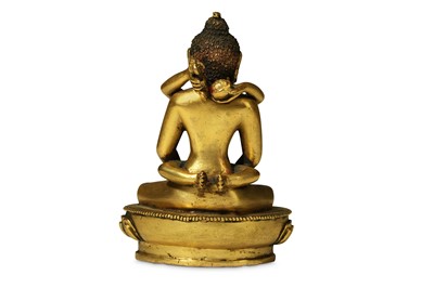 Lot 375 - A SINO-TIBETAN GILT-BRONZE FIGURE OF...