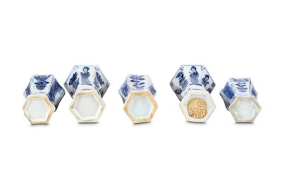 Lot 25 - A CHINESE BLUE AND WHITE MINIATURE GARNITURE....