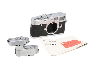 Lot 29 - A Leica M2 Rangefinder Body Serial No: 989793 ...