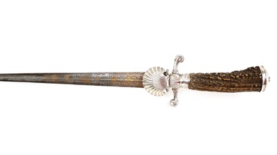 Lot 107 - A fine quality Continental hunting sword, with...