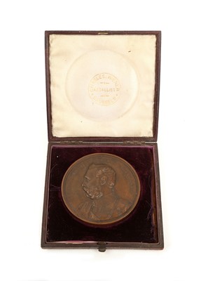 Lot 35 - A large medal, or medallion, in its box, in...
