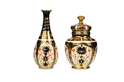 Lot 174 - A ROYAL CROWN DERBY JAR AND COVER AND A VASE,...