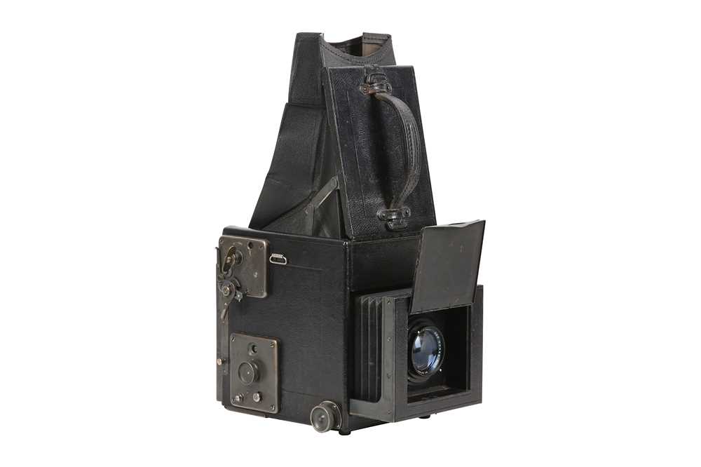 Graflex R&b Lot 93 - A Graflex R.B Tele SLR Box Camera Serial No: