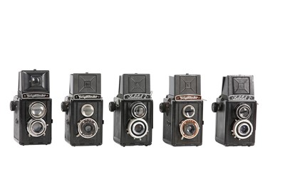 Lot 921 - A Group of Bakelite TLR Cameras (5), including...