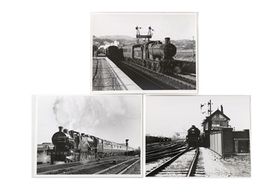 Lot 197 - British Railway Vintage b/w photos of steam...