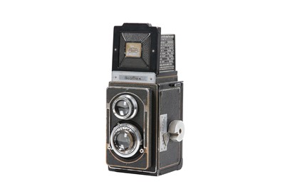 Lot 68 - A Zeiss Ikon Ikoflex II (851/16) TLR Camera...