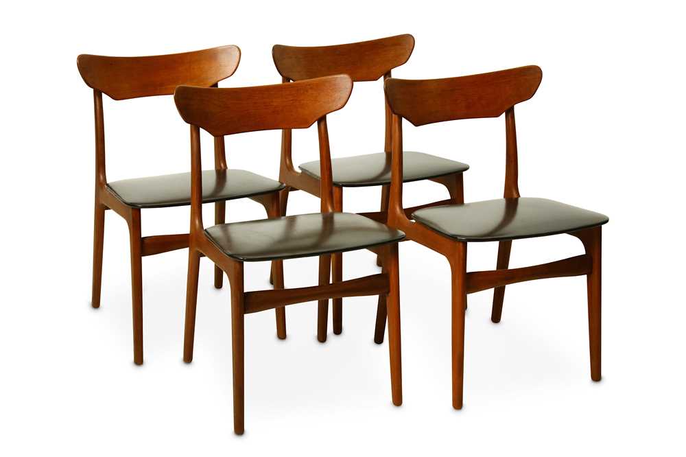 Lot 108 - HANS WEGNER FOR CARL HANSEN, A SET OF FOUR...