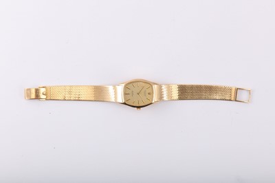 Lot 248 - OMEGA. A LADIES STAINLESS STEEL AUTOMATIC...