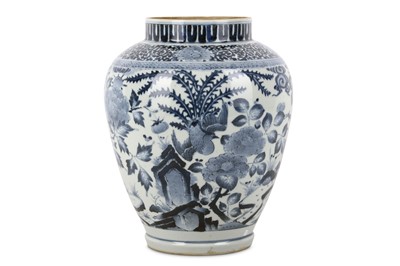Lot 165 - A JAPANESE ARITA JAR. Of ovoid form decorated...