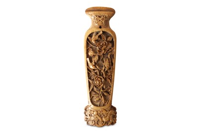 Lot 66 - A CHINESE BONE 'VASE' PLAQUE. Qing Dynasty,...