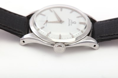 Lot 298 - OMEGA. A GENTS STAINLESS STEEL MANUAL WIND...