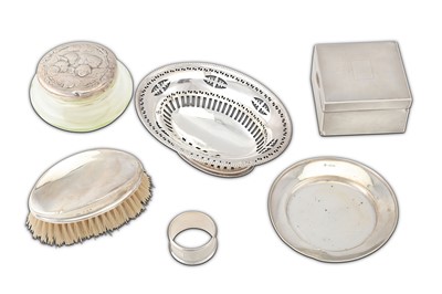 Lot 802 - A mixed group of sterling silver items,...