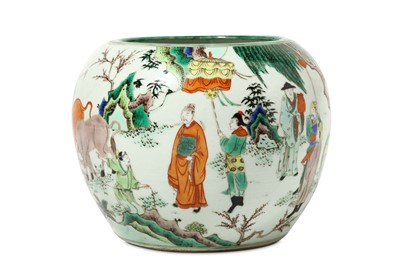 Lot 13 - A CHINESE FAMILLE VERTE BOWL. The tapered...
