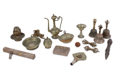 Lot 1042 - A collection of bronze and copper alloy items,...