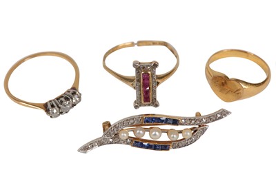 Lot 10 - A collection of jewellery, Including a diamond,...