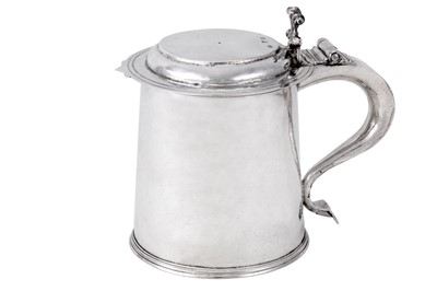 Lot 234 - A Charles II sterling silver tankard, London...
