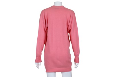 Lot 207 - Chanel Boutique Pink Cashmere Longline...