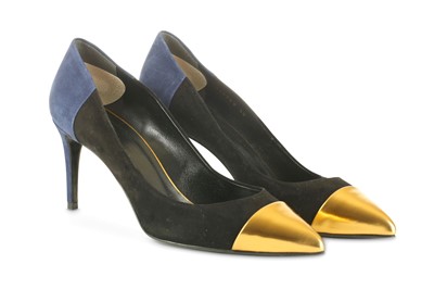 Lot 465 - Gucci Tricolour Court Shoes, black and navy...