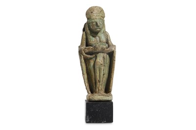 Lot 7 - AN EGYPTIAN GREEN FRIT AMULET OF SEKHMET Third...