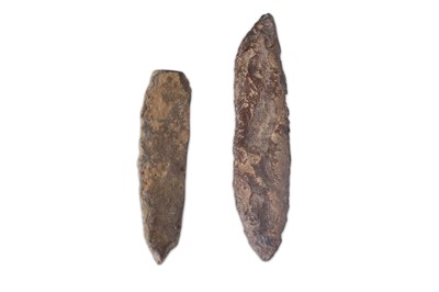 Lot 2 - TWO EGYPTIAN PREDYNASTIC FLINT KNIVES Circa...