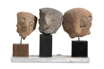 Lot 56 - THREE CHALCOLITHIC TERRACOTTA HEADS Circa 5th -...