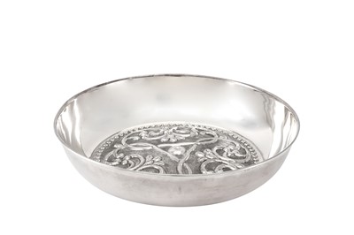 Lot 167 - A 20th century Greek sterling silver bowl, by...