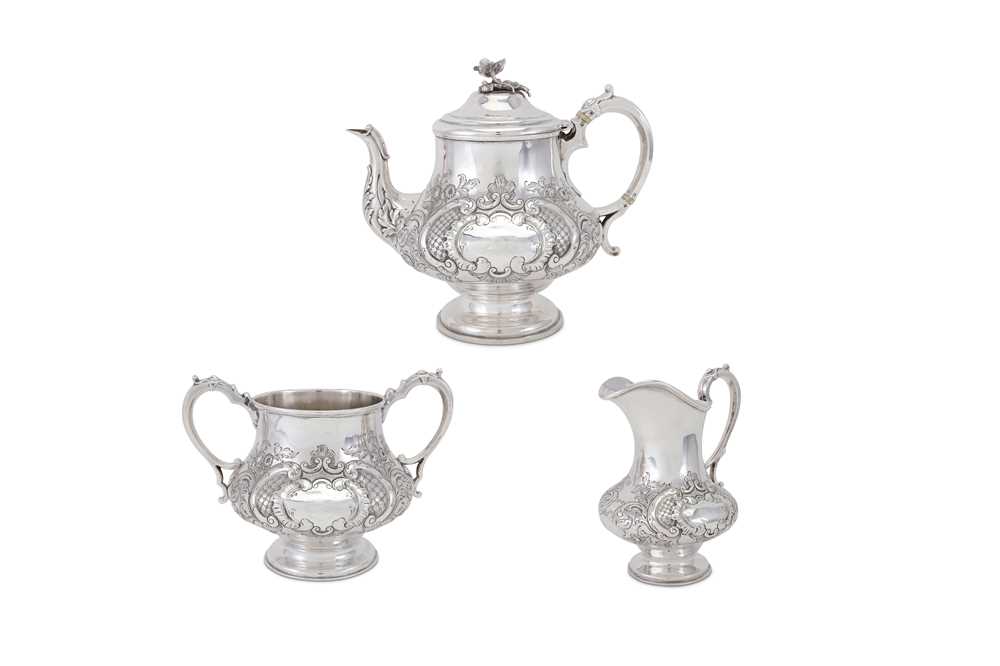 Lot 243 - A Victorian antique sterling silver
