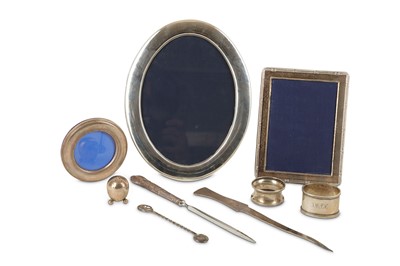 Lot 590 - A mixed group of silver items, including an...