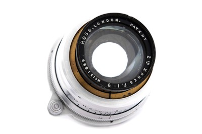 Lot 102 - A Ross London Xpres 2" f/1.9 Lens Serial No:...