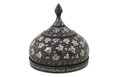 Lot 319 - A BIDRI SILVER-INLAID LIDDED SPICE TRAY...