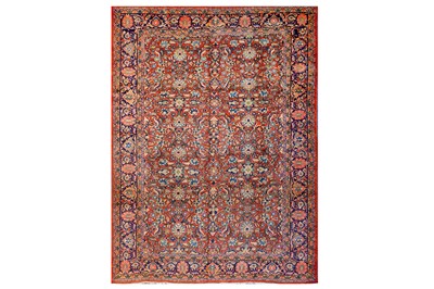 Lot 130 - AN ANTIQUE MAHAL CARPET, WEST PERSIA approx:...