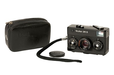 Lot 8 - A Rollei 35S Viewfinder Camera Colour: Black ...