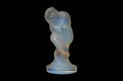 Lot 60 - A RENÉ LALIQUE 'SIRÈNE' FROSTED AND POLISHED...