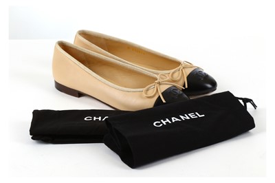 Lot 180 - Chanel Two Tone Ballet Pumps, classic style...