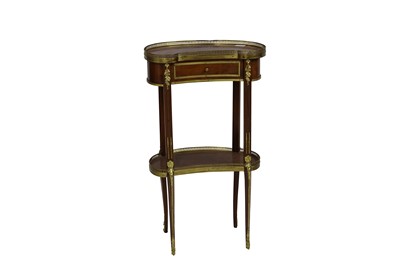 Lot 463 - A small early 20th Century French mahogany...