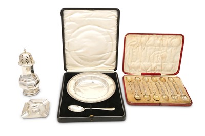 Lot 74 - A mixed group of sterling silver, comprising a...